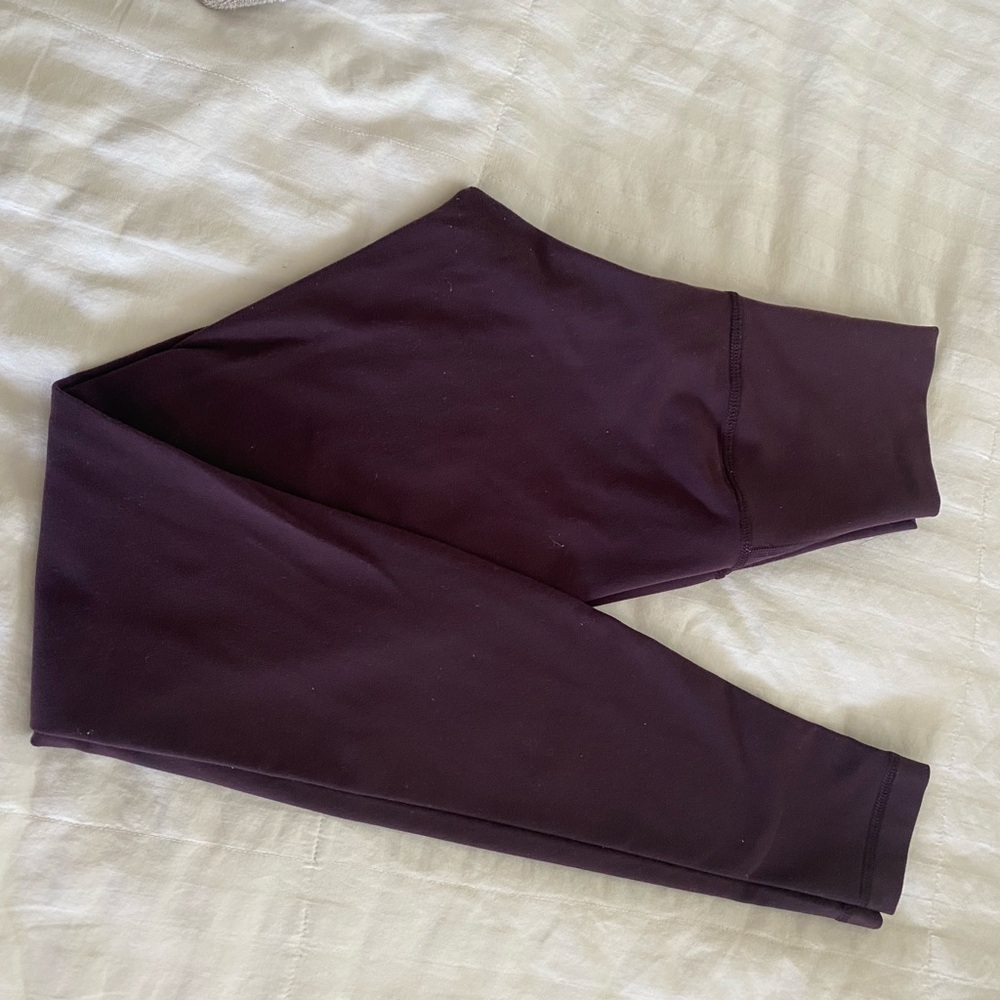 Lululemon Wunder Under High-Rise Leggings – 28” – Dark Burgundy – Size 4 - Picture 4 of 6